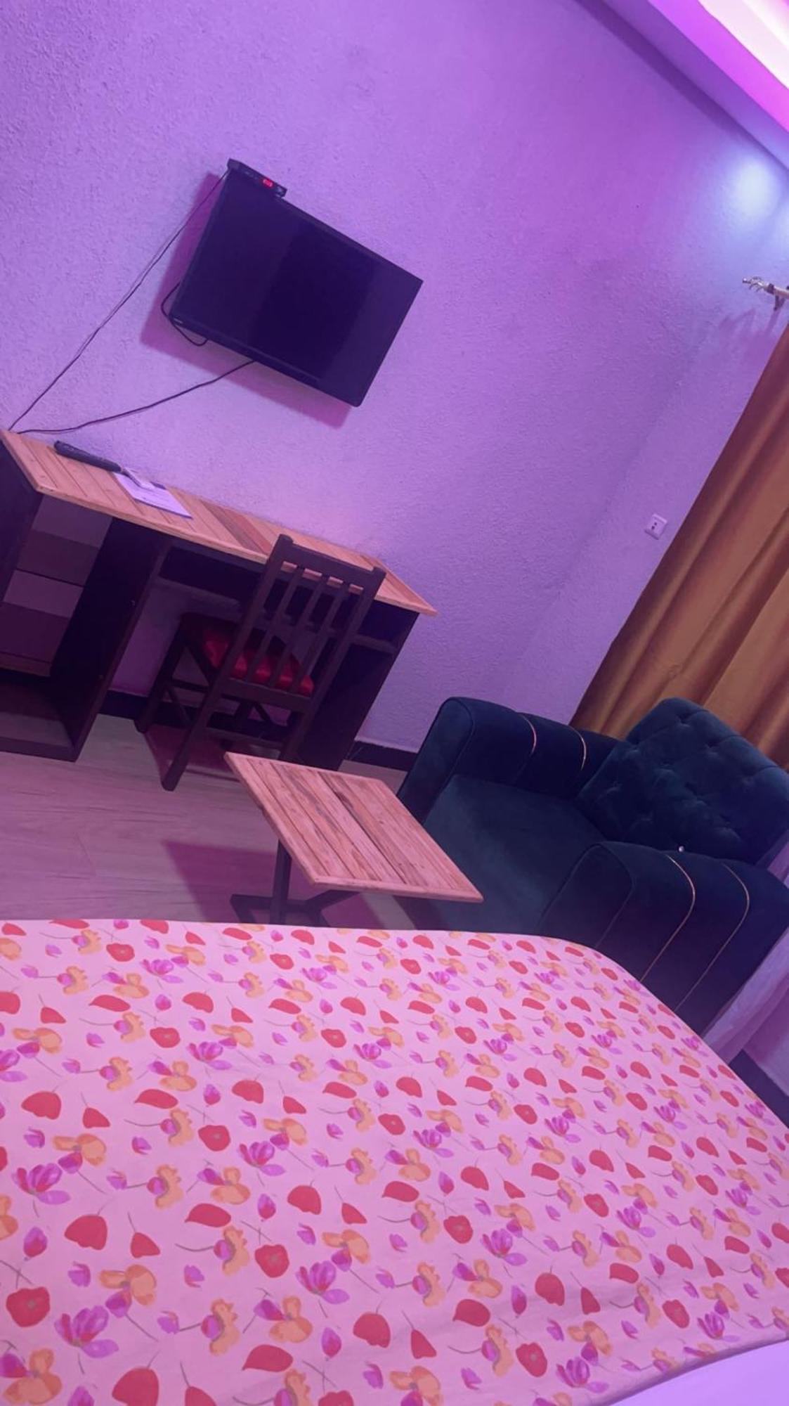 Hotel Residence Aicha Tambacounda Ngoại thất bức ảnh
